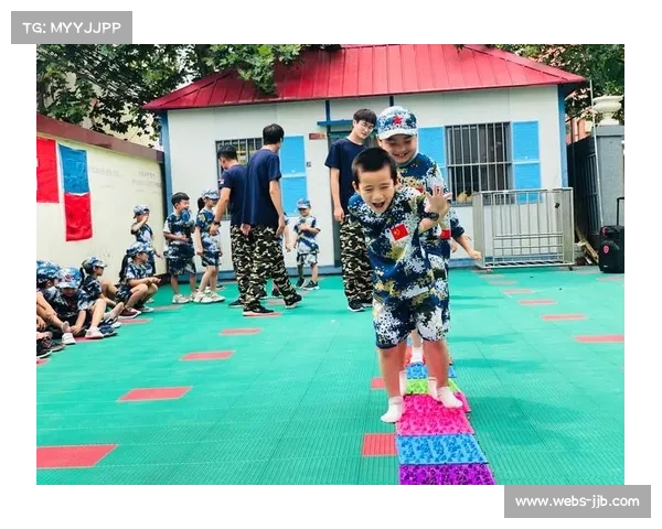 哈萨克族少年获英雄少年赛外卡 成为牧民家庭首位职业格斗选手 哈萨克族少年获英雄少年赛外卡 成为牧民家庭首位职业格斗选手