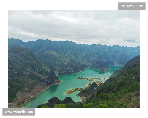 万馆体育携手旅游平台推出拳赛与浩坤湖联票创新模式推动产业融合 万馆体育携手旅游平台推出拳赛与浩坤湖联票创新模式推动产业融合